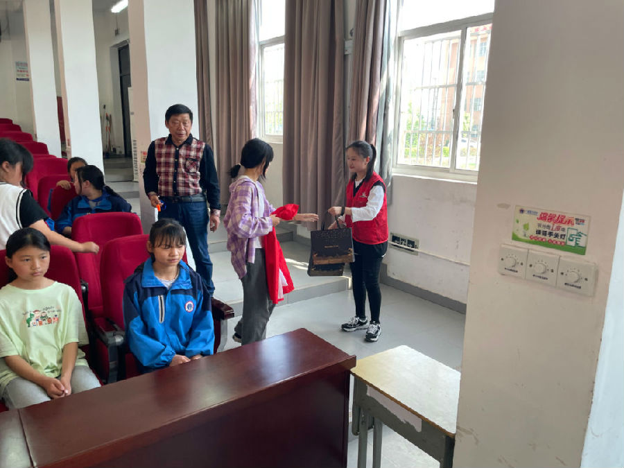 640.jpg 图片